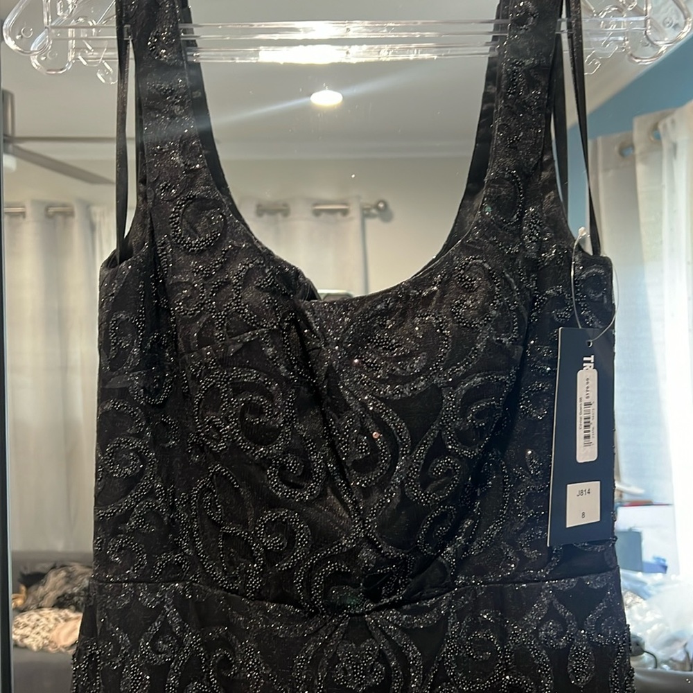Formal gown. Mermaid fit.